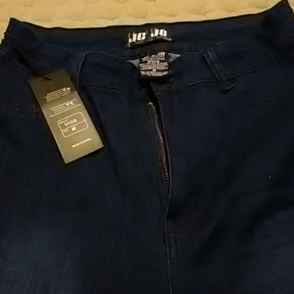 Blue jeans - Picture 2 of 3